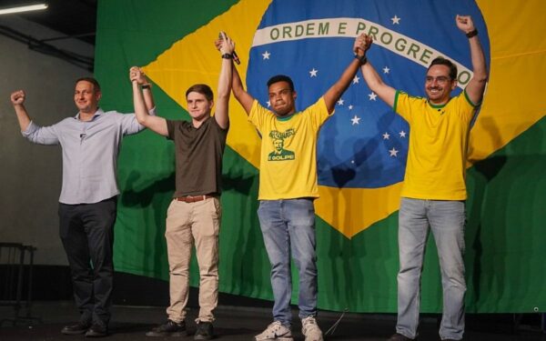 Pré-candidatura de Thomaz Henrique a deputado estadual é lançada em evento com Derrite em São José