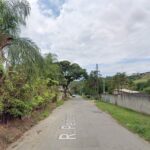 Thiago Coelho Pinto, 41 anos, foi morto a facadas no bairro Águas de Prata, na Zona Leste de SJC, na noite de sábado. Suspeitos fugiram e são investigados por homicídio qualificado