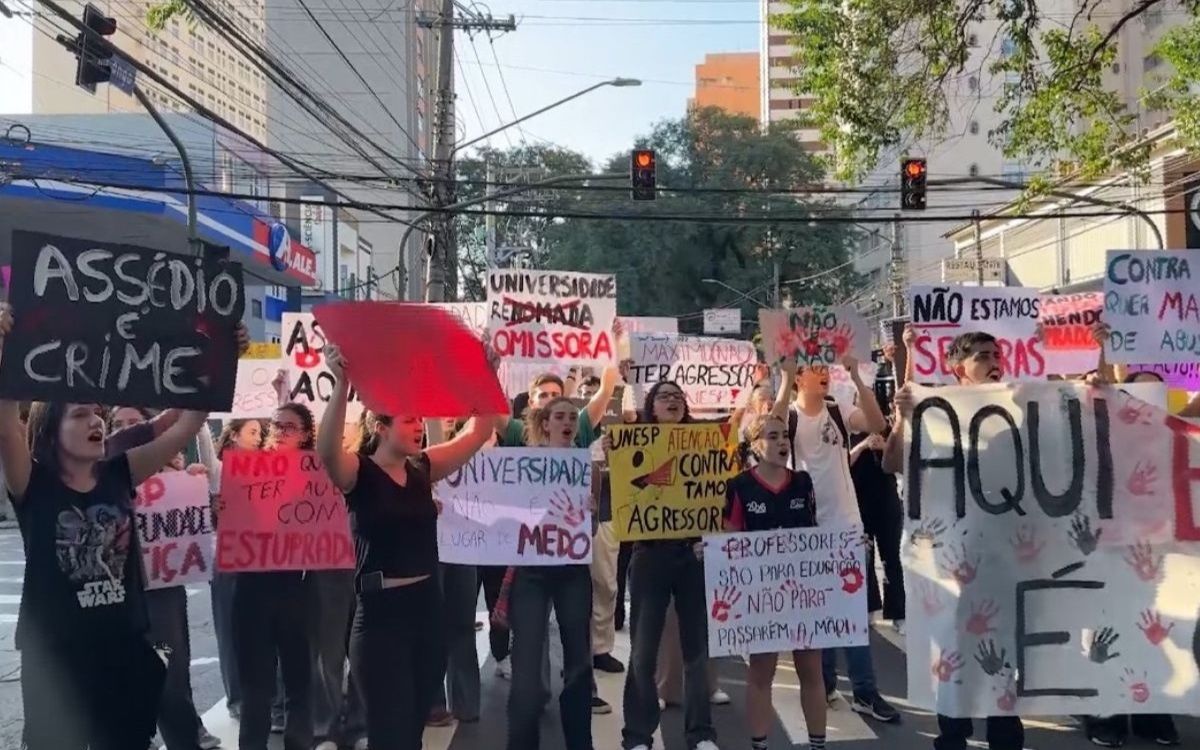 Denúncia de estupro na Unesp São José dos Campos provoca protesto de estudantes