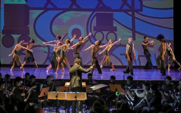 Festidança 2026 começa na quarta-feira com 204 coreografias e 12 dias de programação em São José dos Campos