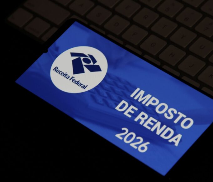 Hoje é o último dia para entregar o Imposto de Renda 2026. Ainda faltam 1,5 milhão de declarações. Quem perder o prazo paga multa mínima de R$ 165,74.