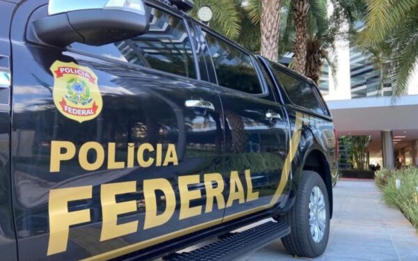 Polícia Federal cumpre mandados em São José dos Campos em operação contra fraude fiscal