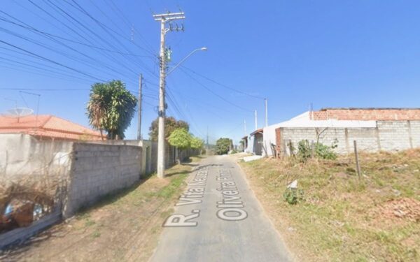R. Vita Neuza de Oliveira Pinto no bairro Majestic