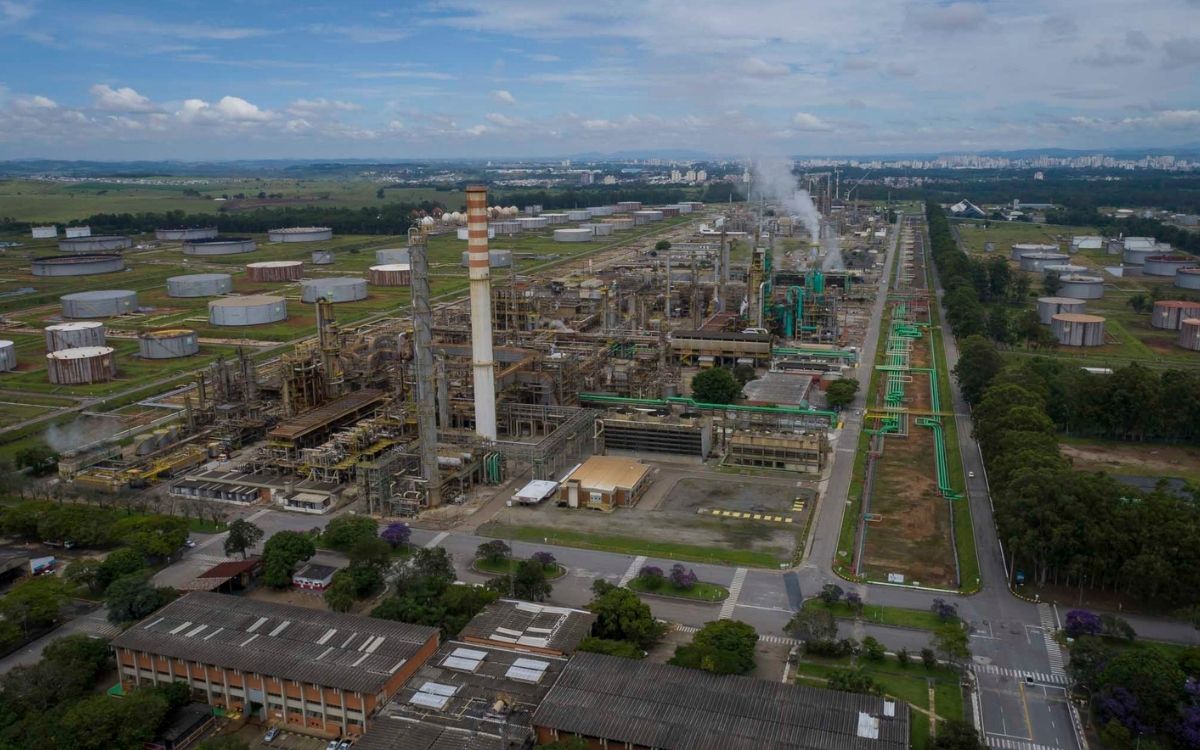 Revap, em São José dos Campos, recebe R$ 540 milhões da Petrobras para ampliar produção de diesel S-10