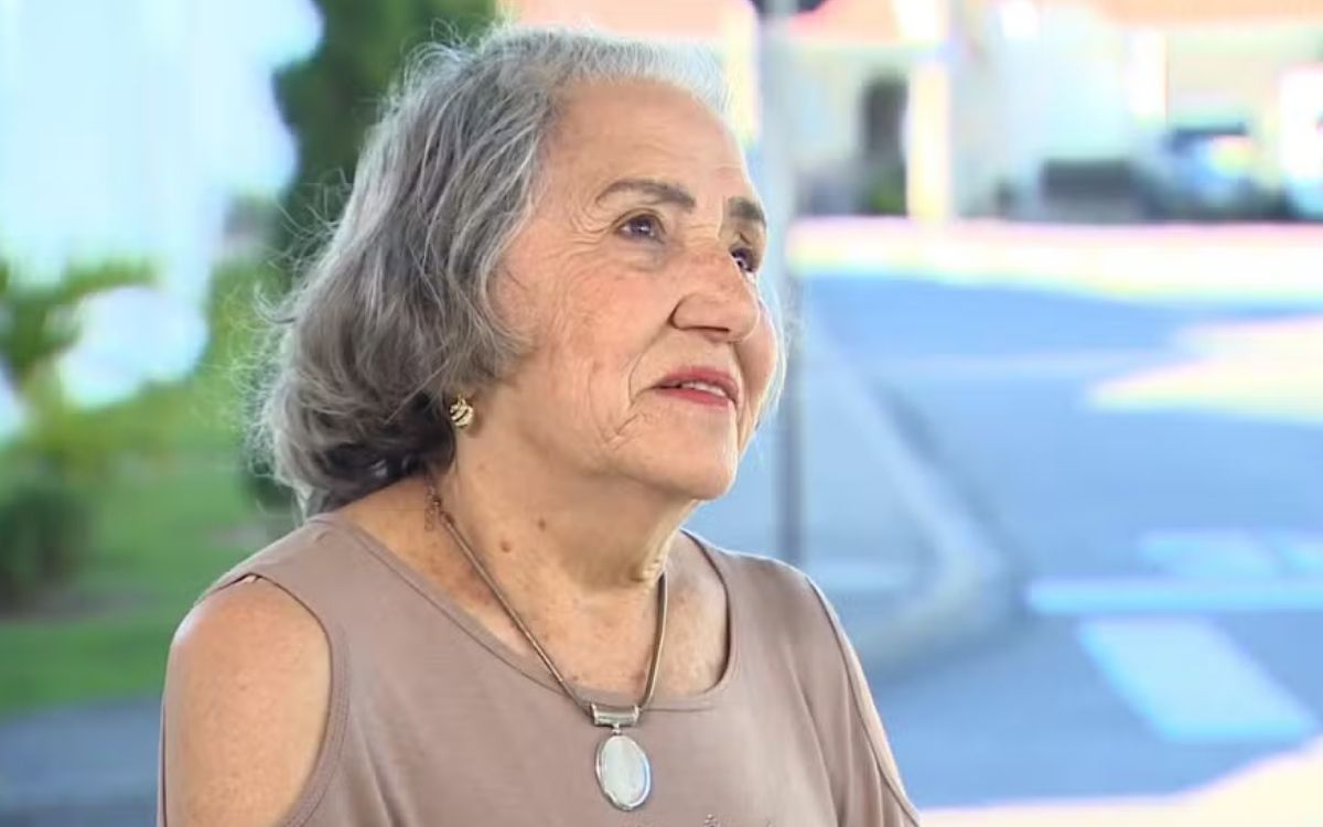 Idosa de 83 anos tem carro arrastado por carreta na Dutra em São José dos Campos; motorista fugiu