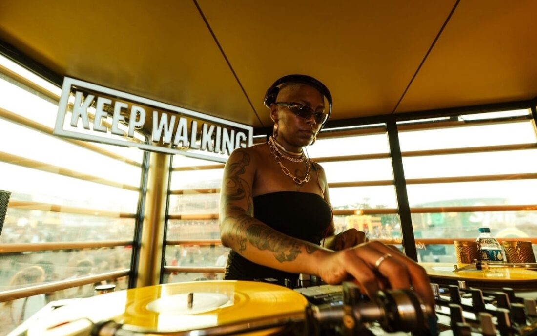 Cena de Mulher apresenta o show O Groove Delas na Sede da FCCR em 24 de setembro