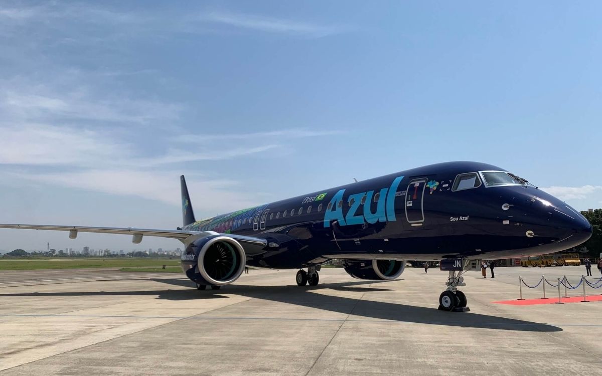 Instabilidade no GPS afeta aviões E2 da Embraer e leva Azul a cancelar voos
