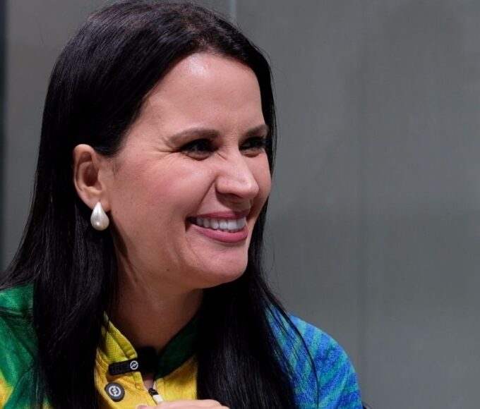 Letícia Aguiar aposta em obras viárias e na parceria com o governo estadual em campanha pela reeleição na Assembleia