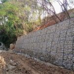 Obra de drenagem recupera muro de contenção no Jardim Aquarius após chuvas de setembro em São José dos Campos